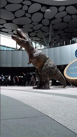 🦖 高雄兒童節變身「恐龍酷樂園」！日本擬真恐龍首度登台啦～