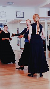 1.5M views · 10K reactions | Pos pi ta pi ta  Aprende ONLINE y en mi estudio de Madrid a bailar flamenco, escuela bolera, danza estilizada y folklore: https://debedoya.es +34617097020 #danzaespañola #castañuelas #castanets | Estudio de Danza Guillermina de Bedoya | Facebook