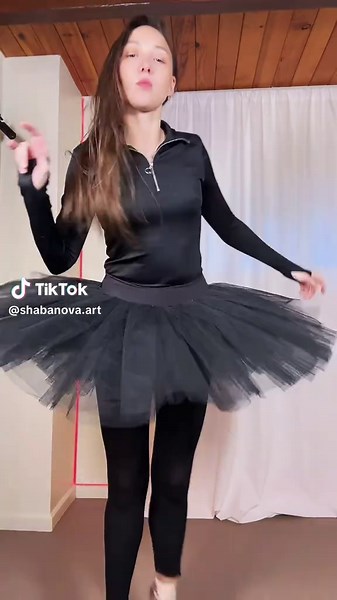 Ballerina Dance Tutorial: Mastering Tutu and Pointe Shoes