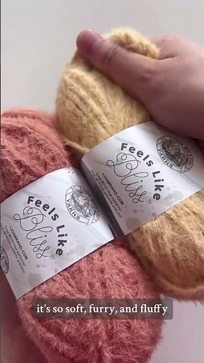 Remaking my free no-sew duck pattern using furry yarn! #crochet #amigurumicrochet #amigurumi #yarn