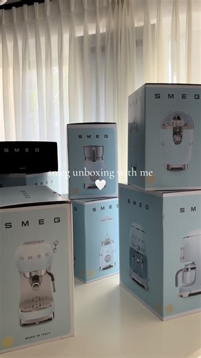 Smeg Unboxing and Kitchen Inspiration