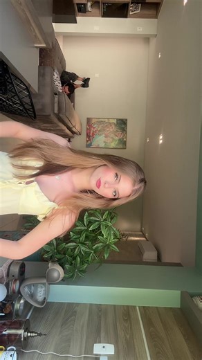 Remix do TikTok da Lorena Queiroz: Divertido e Engajante