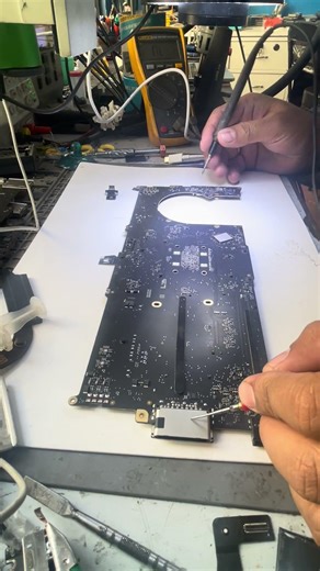 MacBook Pro M4 A3112 demo #smartphone #schematics #repair #problemfix #laptop #computer #gaming