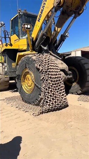 Chain net function on loader tires #wheelloader