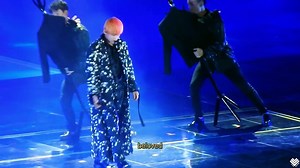 [Fancam] BTS Singularity V Taehyun Live Performance @ BTS WORLD TOUR Love Yourself Answer  180826