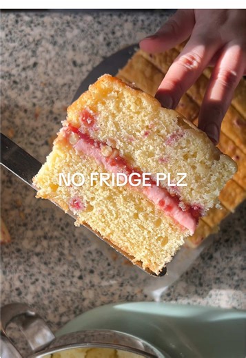 Enhance Your Cake Experience: Serve at Room Temperature