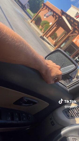 Bazooka Bass Tube Installation: Unleashing the Power of 90s Car Audio