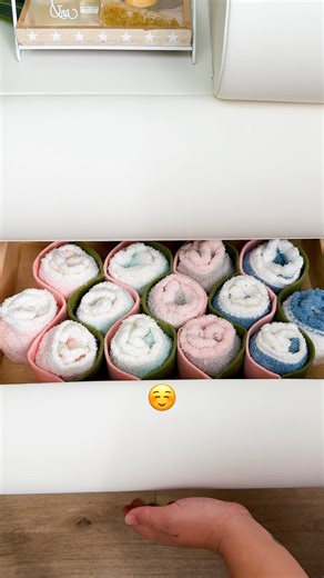 422K views · 932 reactions | No more sock scavenger hunts with this sock drawer hack!罹✨ | Blossom | Facebook