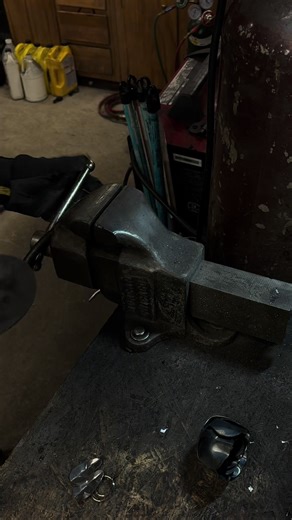 How to Create a Freestanding Metal Rose