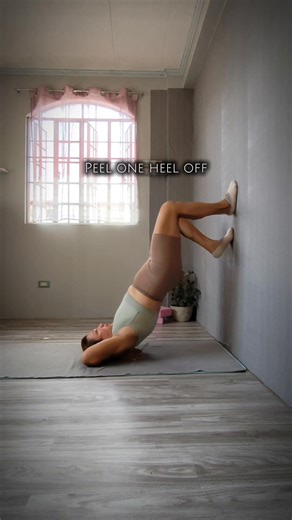 Ever wondered how to flip your Pincha off the wall and actually balance? Here’s your step-by-step roadmap to forearm freedom! ⭐ Save this for your next practice ✨👇 #pincha #pinchamayurasana #pinchapractice #inversion #inversionyoga #yoga #yogaflowideas #fblifestyle #wellness #mindfulness | Letlet Yoga