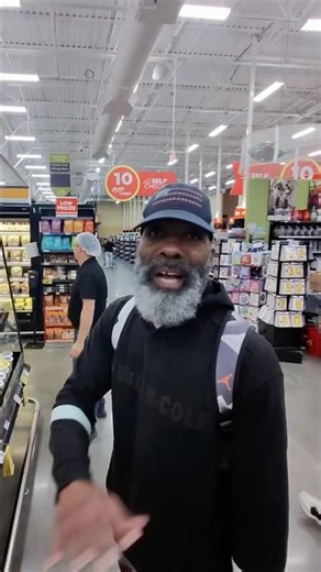 Unc started panicking 😂 #stackupmac #prank #funny