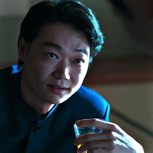 "Unlocking the Secrets: Do Ki's Skin Transformation In#KDramaReveal 💫🎭 #Taxidriver #KDramaEdit #FYP"