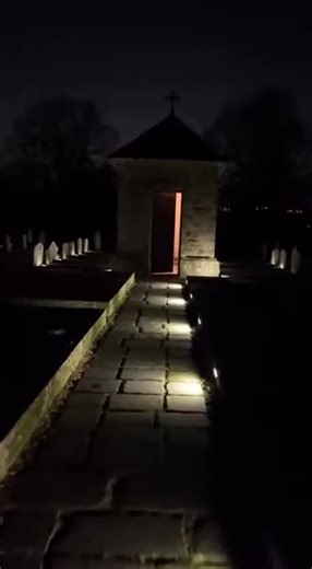 #paranormal #cemetery #paranormalactivity #ia #scaryvideos | cemetery