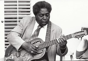 Johnny Shines Talks About His Life, Robert Johnson, and the Blues (HD Audio)