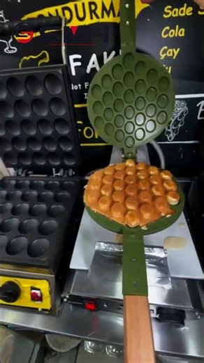 Best Chocolate Waffle Dessert You’ll Ever Try | #bubblewaffle #waffle #dessert #chocolate
