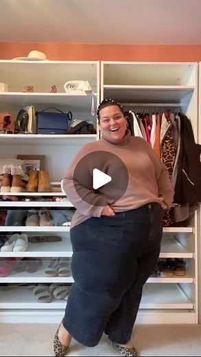Miranda | Plus Size Blogger on Instagram: "I am completely obsessed with these jeans! If you’re plus size and pear shaped they are a must have! They’re from @anthropologie with sizes up to 26, but they run big and have lots of stretch! They legitimately feel like leggings & the wide legs are so nice for balancing a pear shape! I rented mine from @nuuly and am going to grab the traditional blue denim next month! You can find them on my @shop.ltk and in stories or comment JEANS to get the link sen