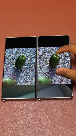 20K views · 265 reactions | Galaxy S25 Ultra Bigger Screen Smaller Bezels vs Galaxy S24 Ultra #GalaxyS25Ultra #GalaxyS24Ultra #s25ultra #s24ultra #samsunggalaxy | moto phone | Facebook