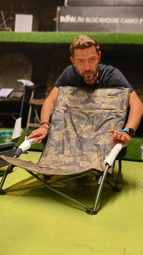 Black Friday deal - 180 Lei scaun Solar Foldable #FishDirect #ReduceriPescuit #BlackFriday #fishdirect_store | FishDirect