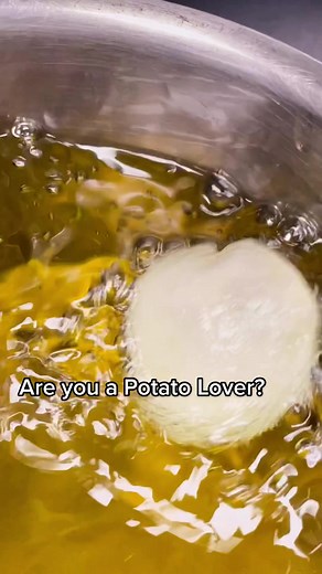 That potato crunch at the end. #food #asmrfood #foryou #potato #allthingspotato