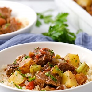 30K views · 202 reactions | RECIPE: https://feelgoodfoodie.net/recipe/oven-beef-stew/ This Oven Beef Stew recipe is made in one-pan with a flavorful Middle Eastern spice blend! | Feel Good Foodie | Facebook