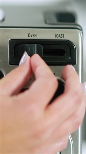 4 comments | Perfect for a quick breakfast, pizzas and other favorites. Save space with the 2-in-1 oven and toaster. | Hamilton Beach | Facebook