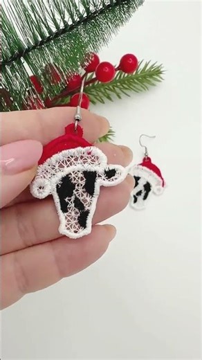 Christmas Cow Charm Earrings #christmasembroidery #christmasanimals #farmanimals
