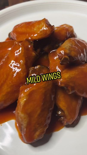 Easy Mild Chicken Wings Recipe with Homemade Sauce