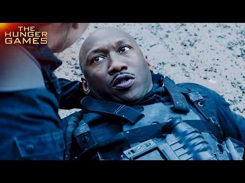 Boggs' Death - The Capitol Pod Trap | The Hunger Games: Mockingjay Part 2