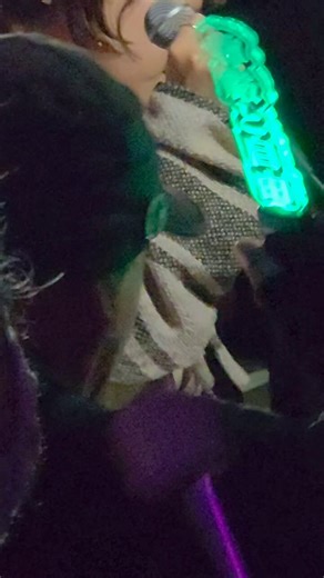 #平和憲法を守る0408日本の歴史上、史上最大規模の反戦デモが行われました国会前に３万人集ったそうですaespa の「Whiplash」のリズムに乗って憲法改憲反対、反対平和をたたみかけるようにラップでコールしてますもの凄い熱気でした