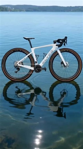 Elves Mori Aerox — Redefining Speed Beyond the Road 🔥 Born from Elves’ decades of aerodynamic innovation, the Mori Aerox brings race-level speed, precision control, and all-terrain adaptability into one powerful gravel frameset. Inspired by the legendary Falath Pro, it blends aerodynamic efficiency with gravel-ready performance — perfect for riders who demand both speed and adventure. Built from Toray T800–T1000 carbon fiber, it’s lightweight, strong, and refined for modern gravel geometry. Wit