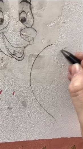 Dessiner des personnages sur mon mur - Peinture Disney