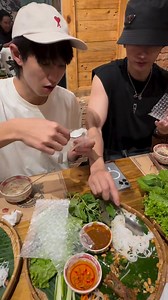 1.6K views · 91 reactions | vietnamese spring rolls 越南春捲 越南第一頓晚餐 #PoohPavel #พูห์พาเวล @ppoohkt @pavelphoom #ppoohkt #PooHHooPers #pavelphoom #BabeCats | PoohPavel-TWFC台灣站 | Facebook