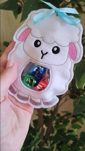 Adorable ITH Sheep Easter Treat Bag - Machine Embroidery Tutorial (Step by Step Guide)