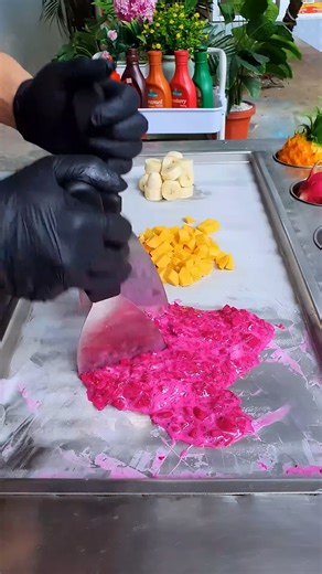 2.8M views · 45K reactions | The most popular tropical fruits #reels #satisfying #icecream #fruitsandveggies #asmr,#icecream,#icecreamrolls,#rolledicecream,#friedicecream #reel | Transform Cake | Facebook