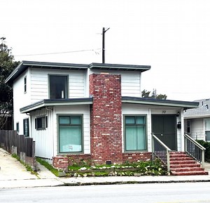 717 Bay Ave, Capitola, CA 95010 - MLS PTP2501123 - Coldwell Banker