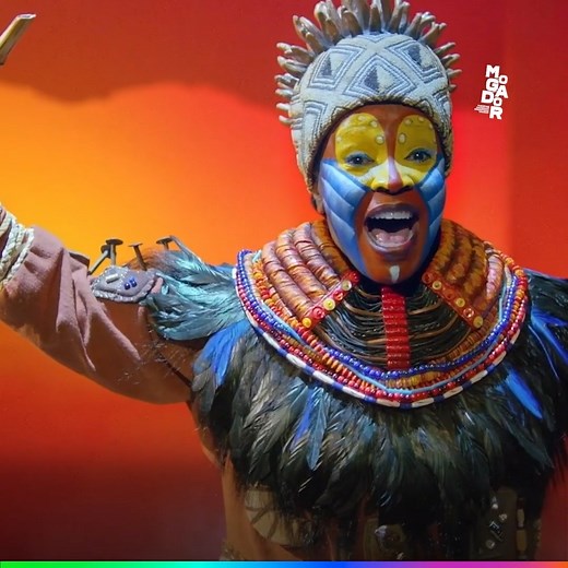 790K views · 2.5K reactions | Découvrir le spectacle Le Roi Lion - Le Musical en utilisant les autres sens que la vue : c’est l’expérience que propose le Théâtre Mogador pour en faire profiter les personnes malvoyantes ou aveugles 女 Jamy Gourmaud vous emmène dans les coulisses du show 邏 Vidéo réalisée en collaboration commerciale. #epicurieux #vulgarisation #culturegenerale #theatre #spectacle #leroilion | Epicurieux | Facebook