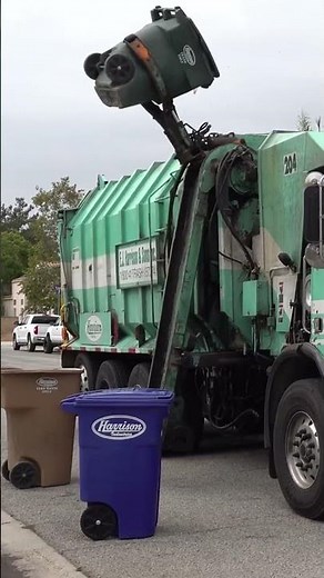 EJ Harrison & sons Old Volvo Amrep Octo