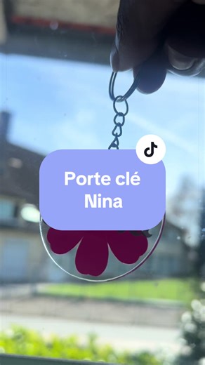 Réponse à @✨Nina✨ @✨Nina✨ Porte clé Nina 🌸✨ #personnalisation #porteclef #creation #cricutforbeginners
