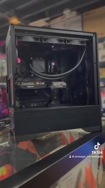 Black out build using Tecware Edge Air Midtower Case #PCBuild #GamingPC #CustomPC | Strategic Technologies Gaming Computers | Facebook
