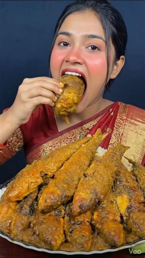 ASMR Eating Fried Fish 🐟🔥 | Crispy & Juicy Fish Eating Sounds | Super Satisfying & Relaxing #asmr