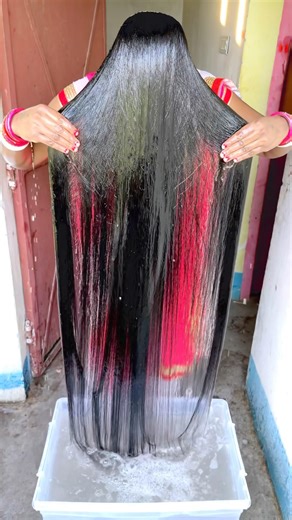 Longer hair wash & dunk 💆🏻‍♀️ #shorts #shortvideo #youtubeshorts #hairwash #viral #trending #vlogs