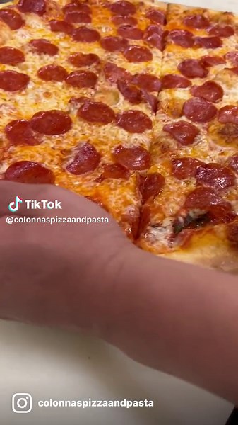 No caption needed for this beauty!!! Our number one item, our bread and buteer, our delicious pepperoni pizza!!! Remember that we have slices available all day and lunch specials start at just $8.99. Come visit ua and discocer yourself why this pizza is a winner!!! #pepperonipizza #numberonepizza4u🌟🌟🌟🌟🌟 #lovesomepizza #pizzaindenver