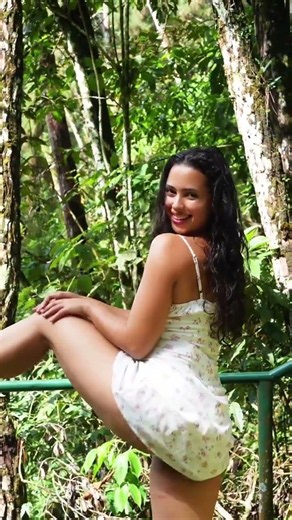 Sexy bubble butt and twerk dancing #shorts #booty 16