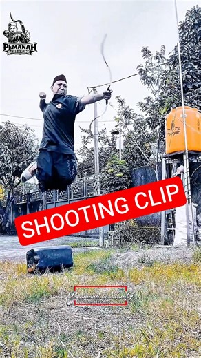 Shooting clip #archery #traditionalarchery #bowhunting #archerylife #archerytraining