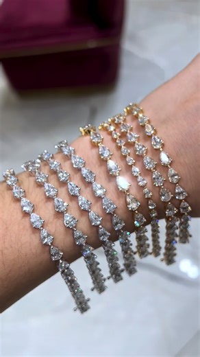 Leon Diamond on Instagram: "#Restock - The bracelet everyone keeps asking for. 💎📈 Spotted on Tamara, in one of her YouTube videos, and now a top seller in store and online. Free overnight shipping."