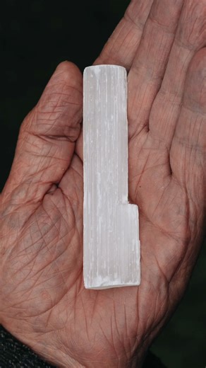 Why I Always Use Selenite in My Orgonite Creations #selenite #crystalenergy #reinhardstanjek #selenitecrystal #ascensiontools | Reinhard Stanjek - Ascension Tools