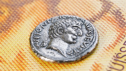 Affordable Macro Excellence: Tamron 90mm f/2.8 Review