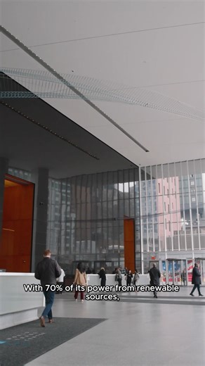 Talk about LEED-ing the way! 4 World Trade Center is proud to be #LEEDGold certified, setting the standard for sustainability in New York City. With 70% of its energy sourced from renewable resources, 4WTC is a leader in reducing carbon emissions and conserving energy. The building also promotes sustainable commuting with convenient access to public transportation, including 11 subway lines and the PATH rail, as well as bike racks for easy cycling. These efforts combine to create a healthier, gr