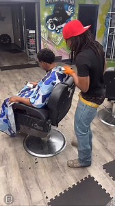 Would you like him to cut your hair?😍😍😍 #hotguy #saggingpants #sagger #sagging #thick #gangster | Hot Guys Sagging