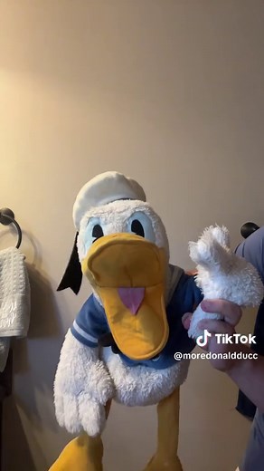 Donaldducc's Headlock TikTok Compilation
